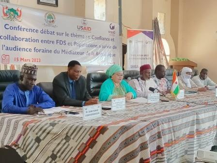 Tillabéri : L’ONG FSVC-SHIGA organise une Conférence-Débat  sur la confiance et la collaboration entre les FDS et les populations